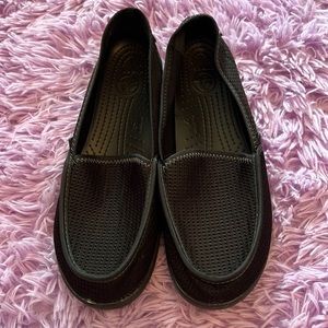 Crocs slip on shoes
